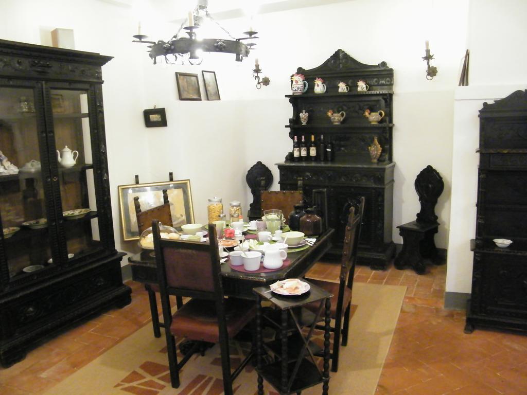 B&B Il Glicine Montefollonico ภายนอก รูปภาพ